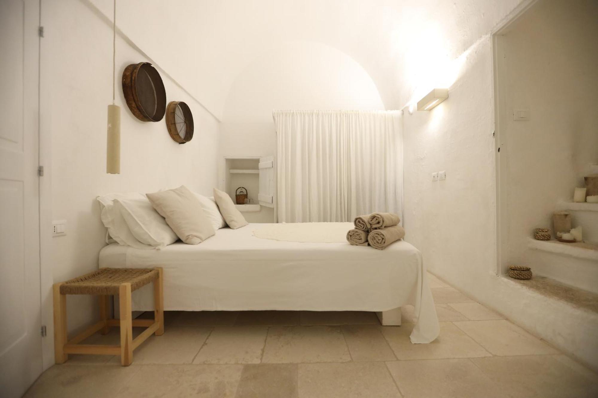 I Tre Coni By Acqua Di Puglia Bed & Breakfast Locorotondo Exterior photo